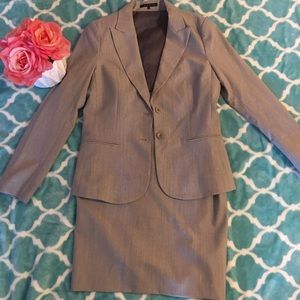 Theory suit jacket(10) & skirt(6)